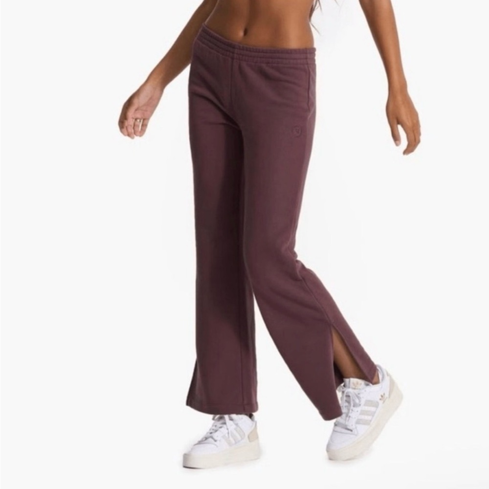 Vuori Sedona Wode Leg Sweatpants
